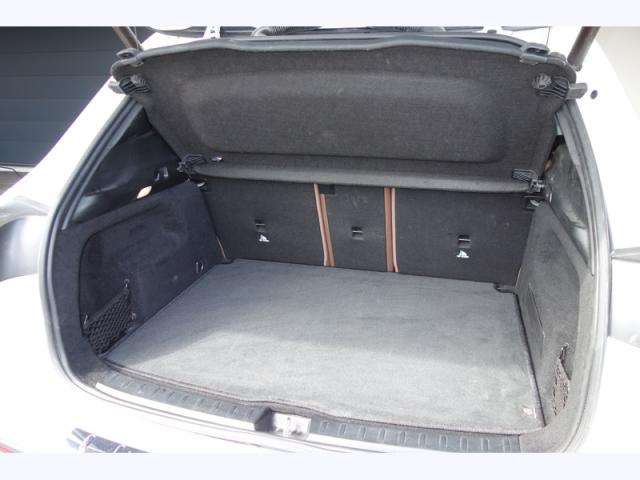 Mercedes Benz Gla image 6