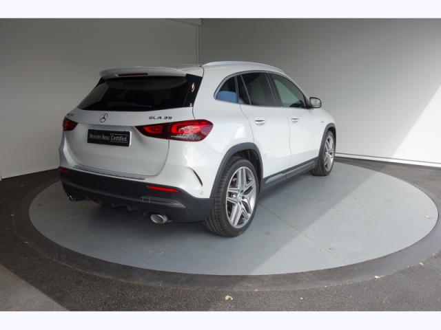 Mercedes Benz Gla image 3