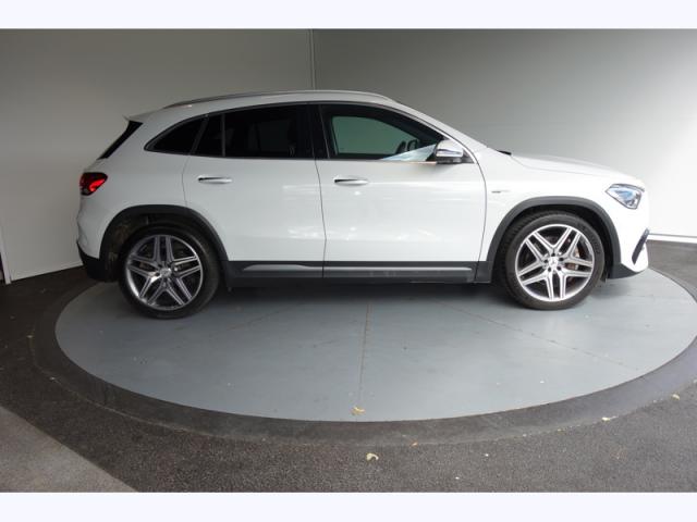 Mercedes Benz Gla image 4