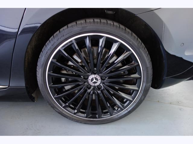 Mercedes Benz Eqe image 2