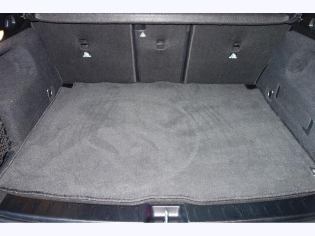 Mercedes Benz Gla image 7