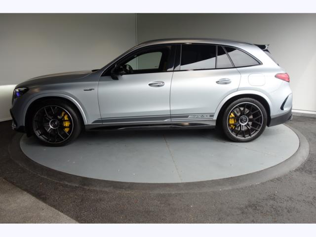 Mercedes Benz Glc image 2