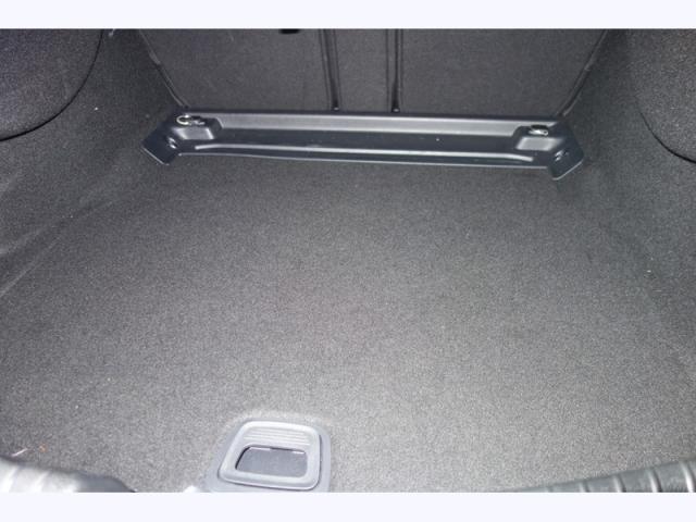 Mercedes Benz Cle image 3
