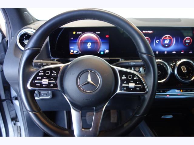 Mercedes Benz Gla image 4