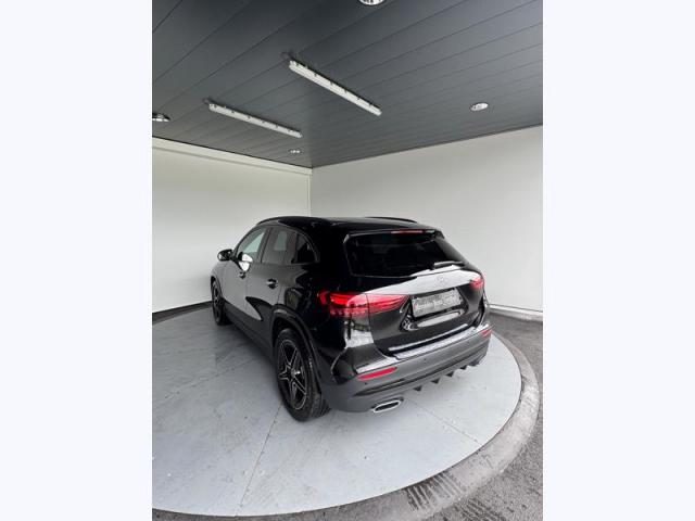 Mercedes Benz Gla image 6