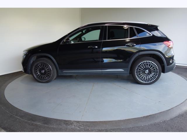 Mercedes Benz Eqa image 3