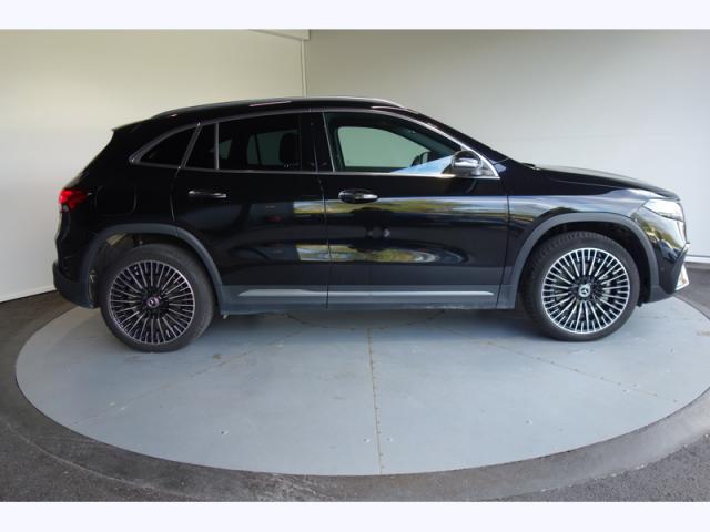Mercedes Benz Eqa image 9