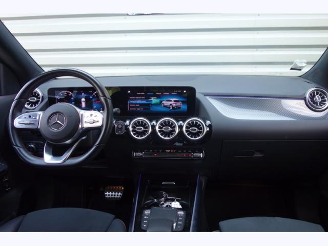 Mercedes Benz Gla image 1