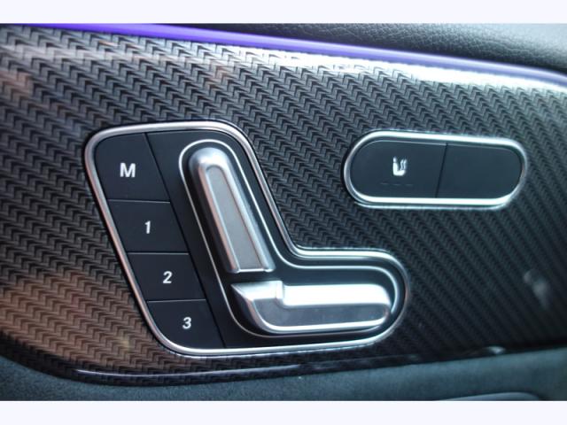 Mercedes Benz Gla image 9