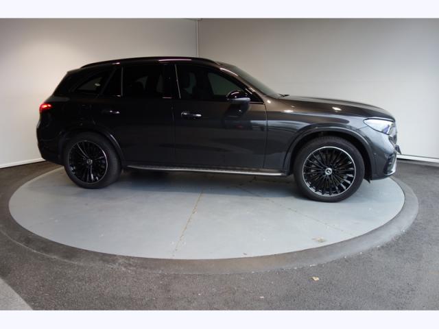 Mercedes Benz Glc image 2