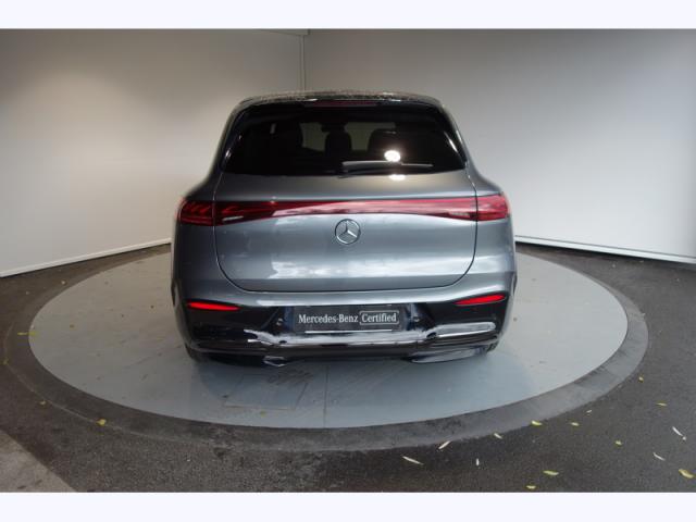 Mercedes Benz Eqs image 1