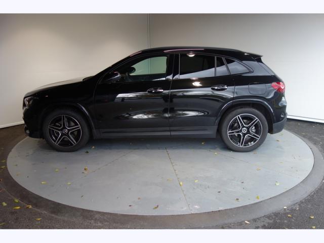 Mercedes Benz Gla image 7