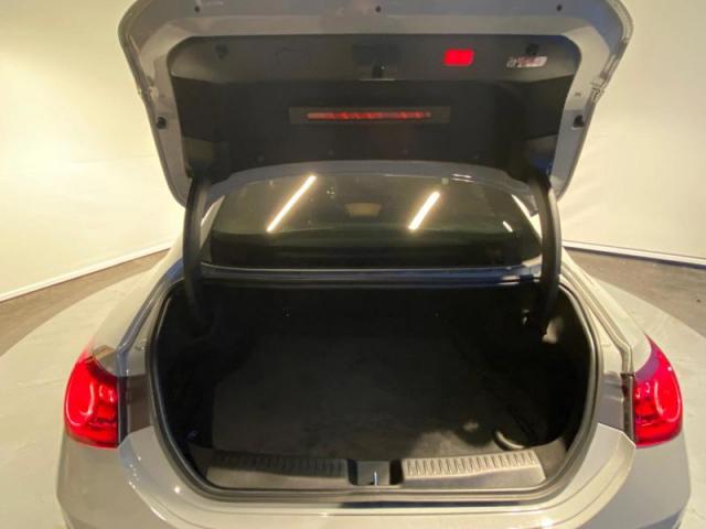 Mercedes Benz Cla image 8