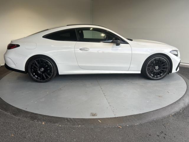 Mercedes Benz Cle image 4