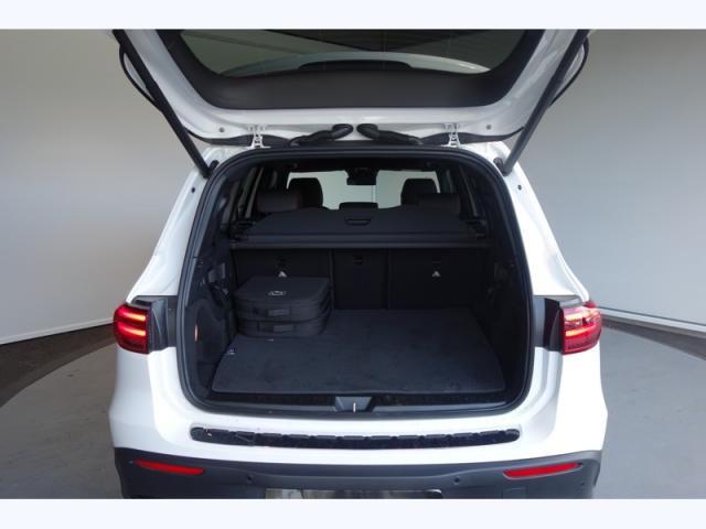 Mercedes Benz Eqb image 8