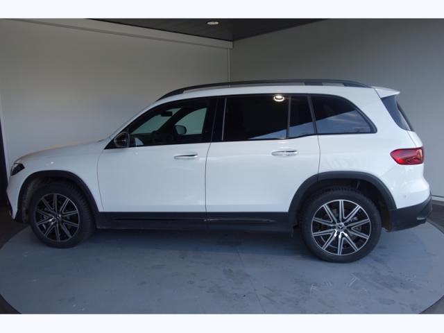 Mercedes Benz Eqb image 4