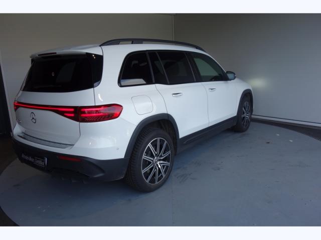 Mercedes Benz Eqb image 7