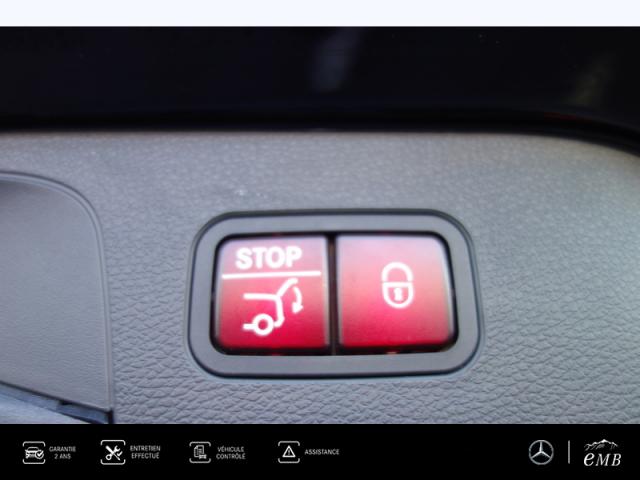 Mercedes Benz Eqc image 9