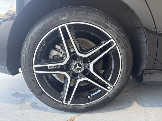 Mercedes Benz Cla Shooting Brake image 4