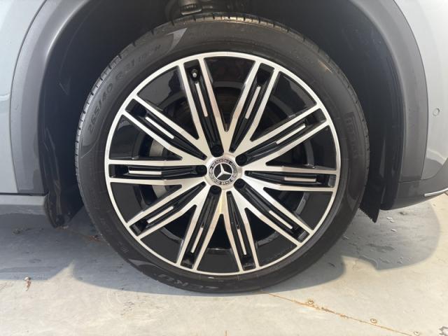 Mercedes Benz Eqe image 9