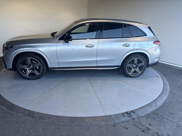 Mercedes Benz Glc image 9