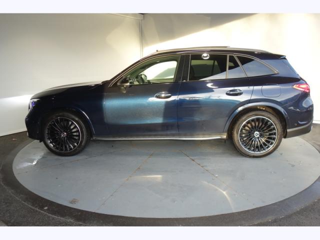 Mercedes Benz Glc image 9