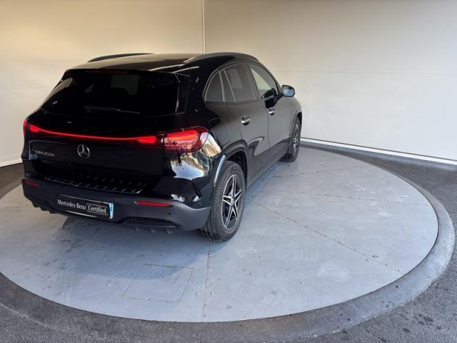 Mercedes Benz Eqa image 3