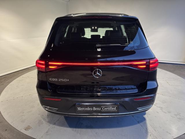 Mercedes Benz Eqb image 1