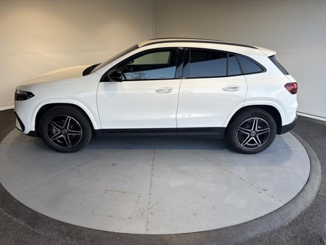 Mercedes Benz Eqa image 1