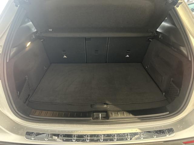 Mercedes Benz Gla image 2