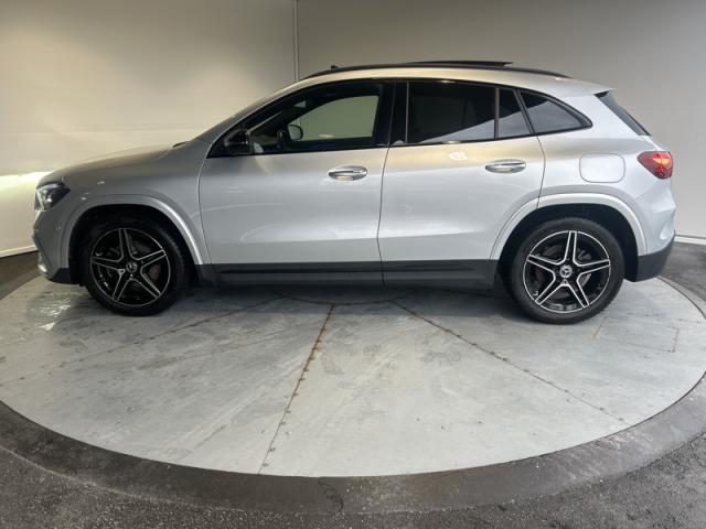 Mercedes Benz Gla image 8