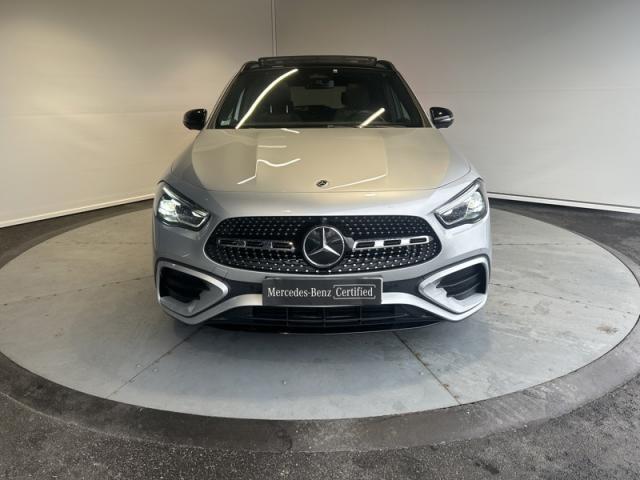 Mercedes Benz Gla image 9