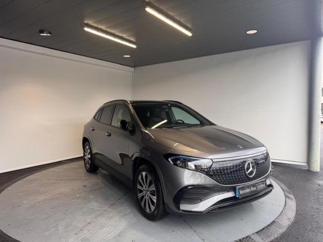 Mercedes Benz Eqa image 6