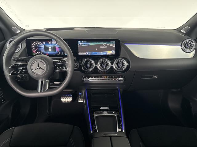Mercedes Benz Gla image 3