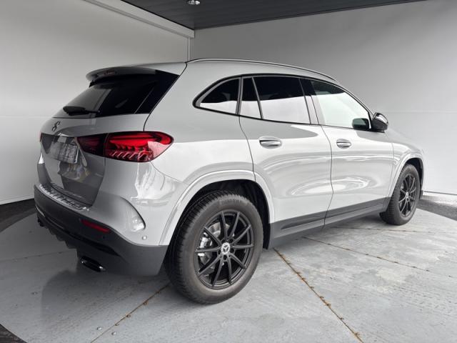 Mercedes Benz Gla image 7