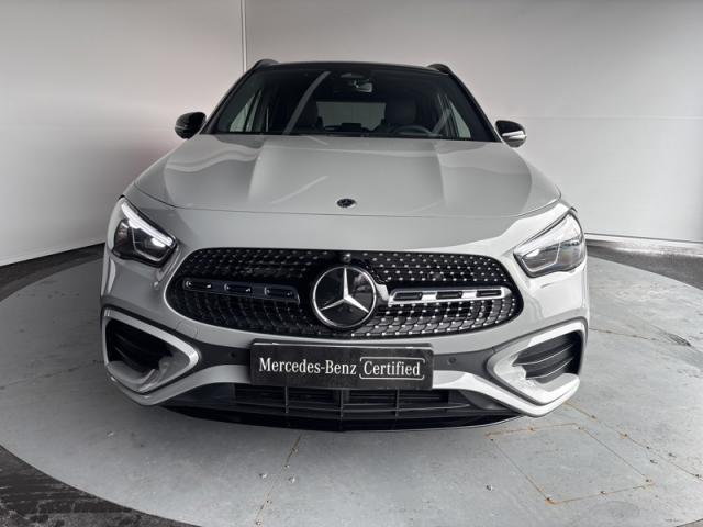 Mercedes Benz Gla image 9