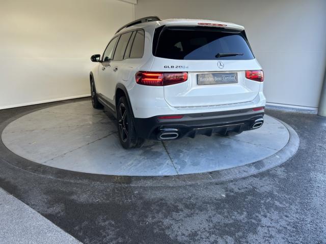 Mercedes Benz Glb image 6