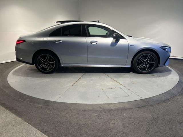 Mercedes Benz Cla image 5