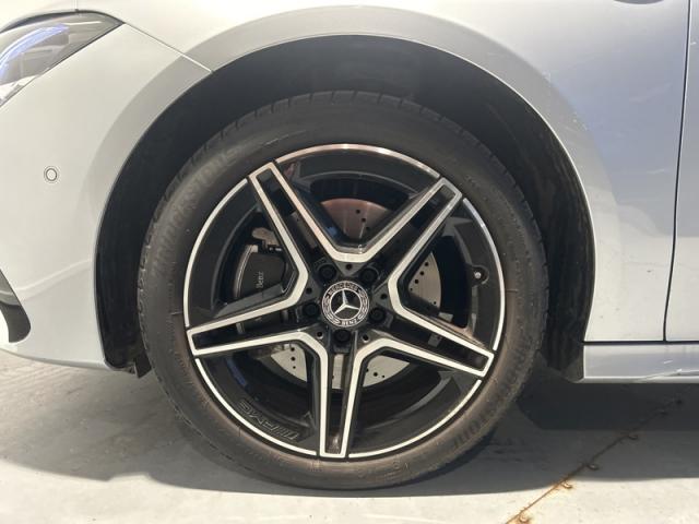 Mercedes Benz Cla image 1