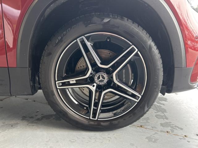 Mercedes Benz Glb image 3