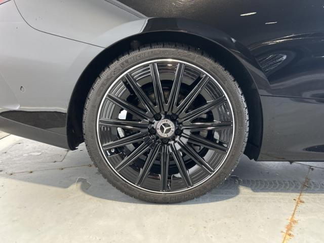 Mercedes Benz Cle image 1