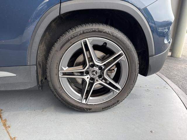 Mercedes Benz Gla image 9