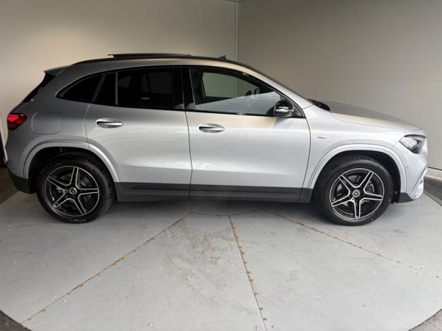 Mercedes Benz Gla image 5
