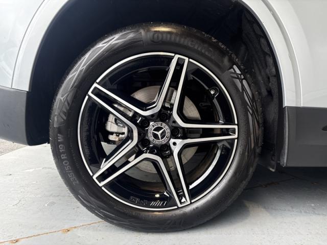 Mercedes Benz Gla image 8