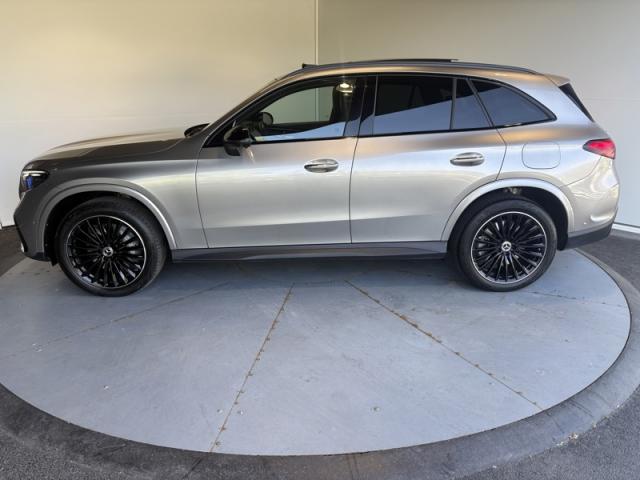 Mercedes Benz Glc image 9