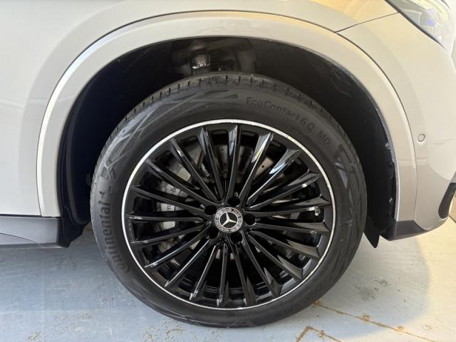 Mercedes Benz Glc image 6