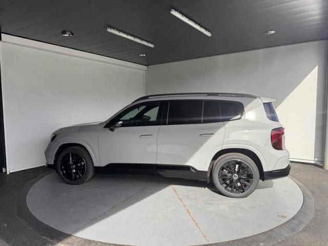 Mercedes Benz Glb image 9