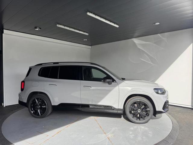 Mercedes Benz Glb image 4