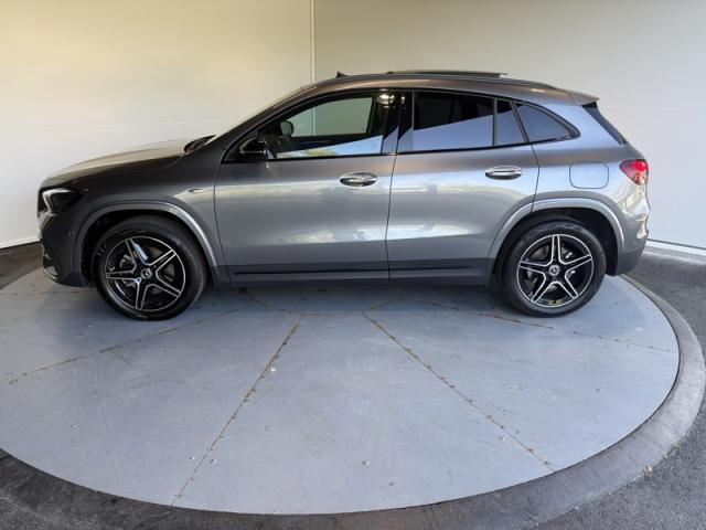 Mercedes Benz Gla image 5