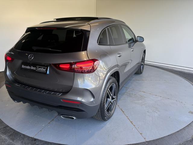 Mercedes Benz Gla image 9